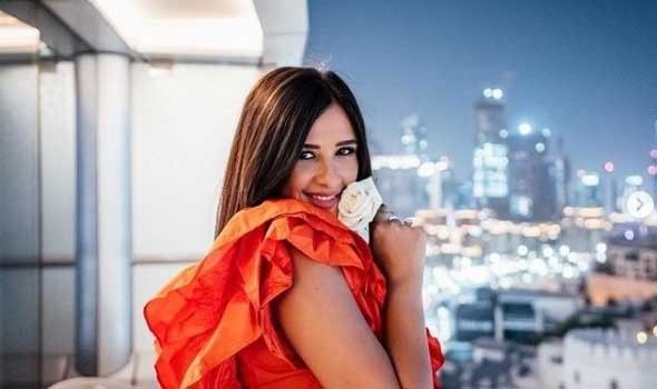 ياسمين عبد العزيز تكشف كواليس فيلم "خلي بالك من نفسك" مع أحمد السقا