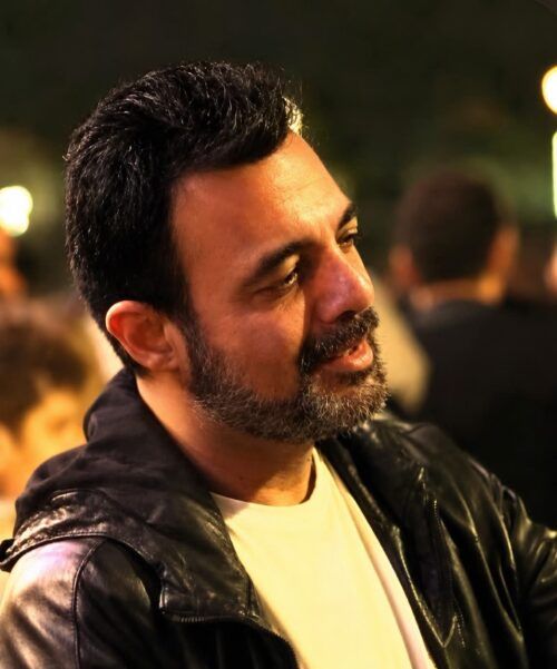 عمرو محمود ياسين يكشف تطورات مرض زوجته: نعيش رعبًا حقيقيًا