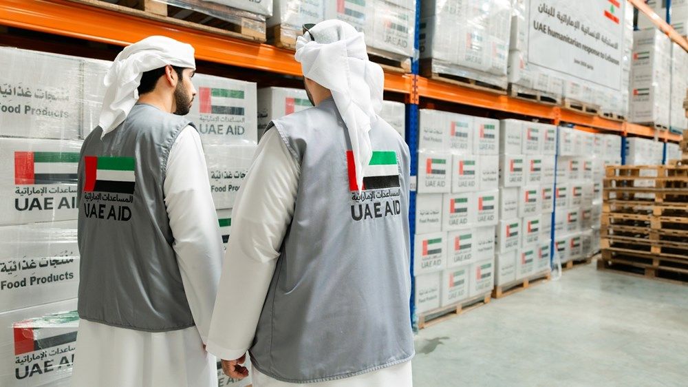 بتوجيهات رئيس الدولة.. الإمارات تقدم مساعدات إنسانية لإغاثة المتضررين في لبنان