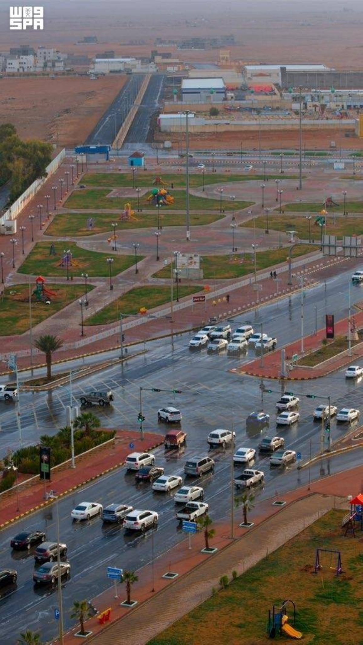 متنزهات وحدائق محافظة طريف تستقبل زوارها وسط أجواء معتدلة في إجازة الصيف