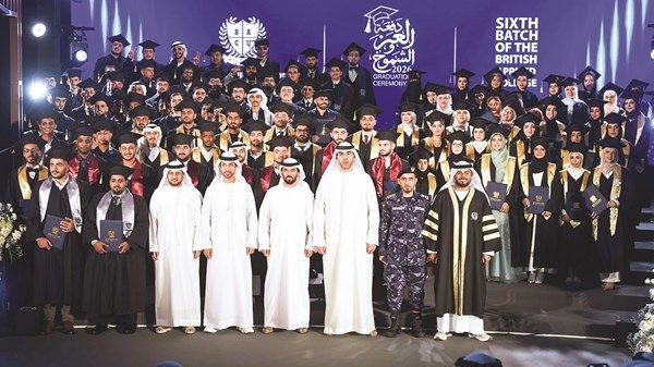 نائب حاكم أم القيوين يشهد تخريج دفعة «العز والشموخ» بالكلية التطبيقية البريطانية