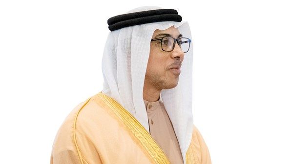 منصور بن زايد: قطار الاتحاد للركاب إنجاز وطني جديد