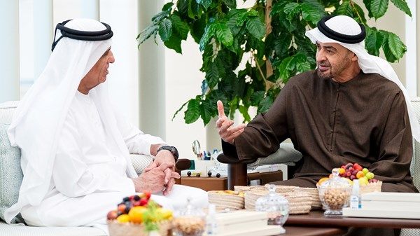 رئيس الدولة يستقبل حاكم رأس الخيمة