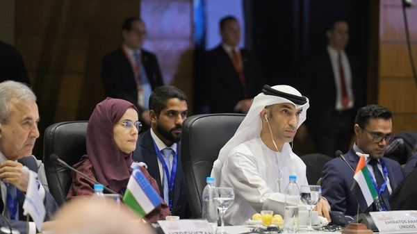نيابةً عن رئيس الدولة..الزيودي يشارك في قمة «ميركوسور» في باراغواي ويلقي كلمة الإمارات