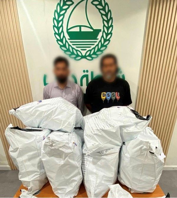 جمارك وشرطة دبي تحبطان محاولة تهريب نحو 279 ألف قرص من مخدر"بريجابالين"
