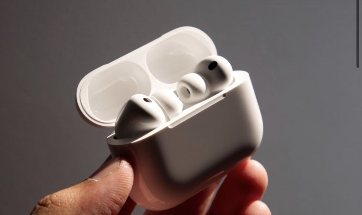 تكنولوجيا: تقرير: أبل توقف تطوير سماعات AirPods Ultra مؤقتًا