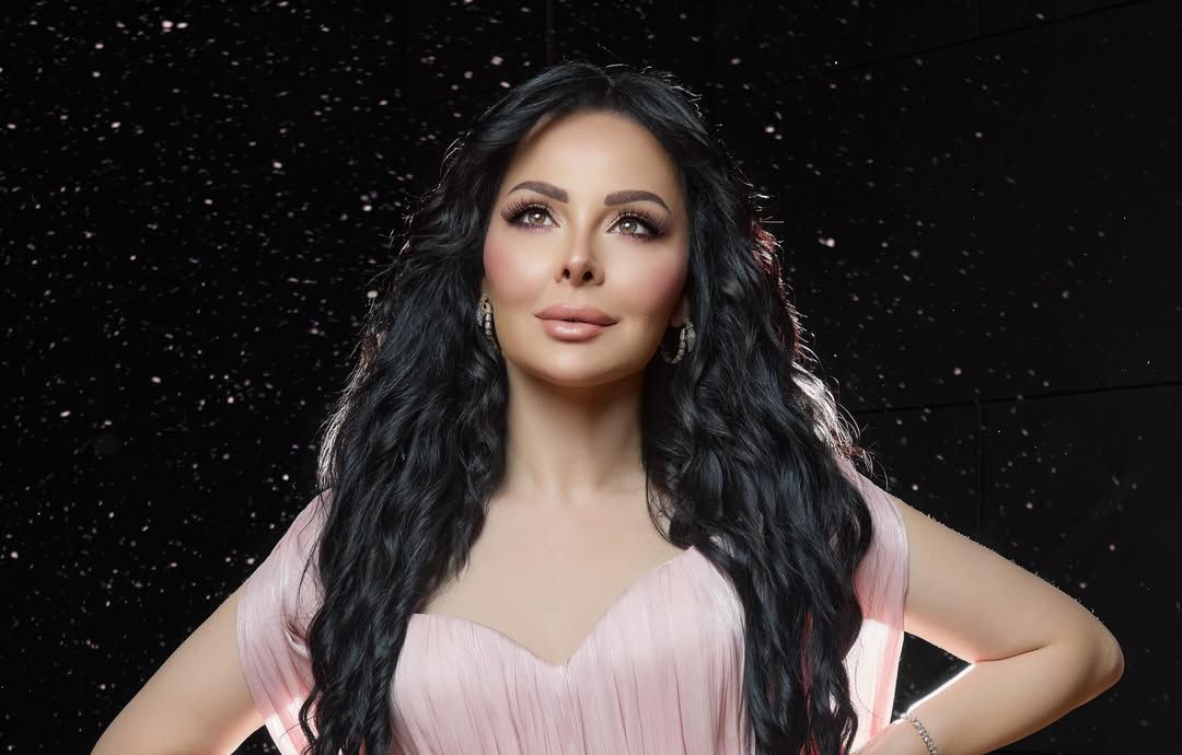 رسالة حب وصور عائلية دافئة.. هكذا احتفلت ديانا كرزون بعيد ميلاد زوجها