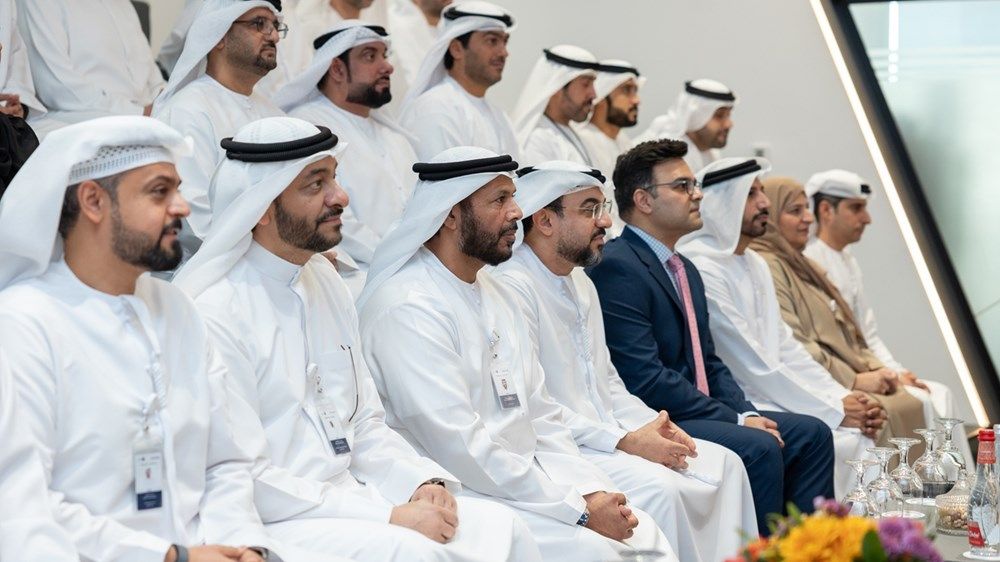 بلدية دبي تحتفي بتخريج دفعة من برنامج «قيادات المستقبل»