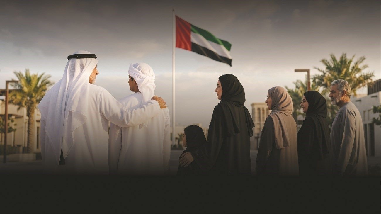 «ضغط الأقران».. مصيدة المراهقين للوقوع في فخ الإدمان