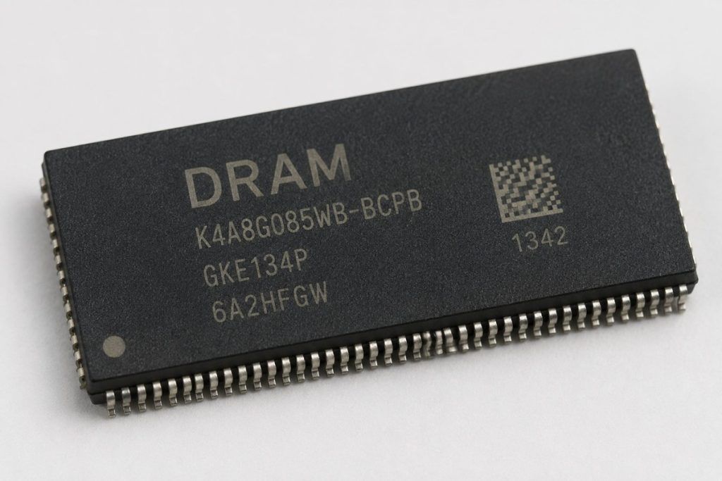 تكنولوجيا: تقرير: أبل بدأت اختبار شرائح RAM صينية لاستخدامها في أجهزتها المستقبلية