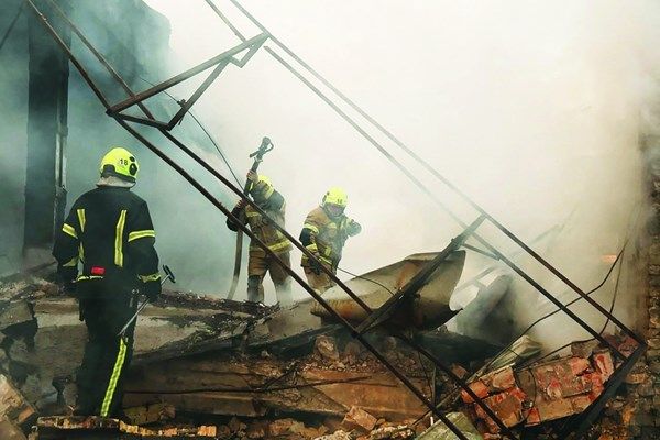 موسكو تقصف كييف وهجوم أوكراني على سفن روسية