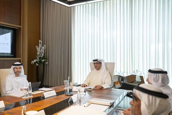 منصور بن زايد يترأس اجتماع مجلس إدارة جهاز الإمارات للاستثمار