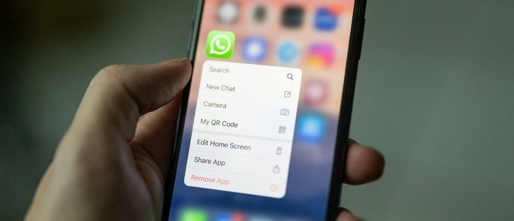 تكنولوجيا: عودة ChatGPT إلى واتساب في أوروبا بعد تدخل المفوضية الأوروبية