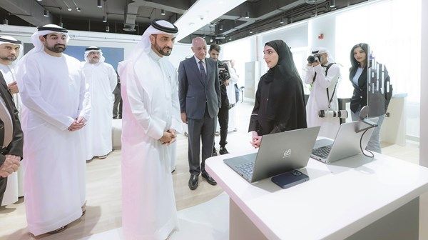 سلطان بن أحمد القاسمي يفتتح مركز الابتكار بجامعة الشارقة