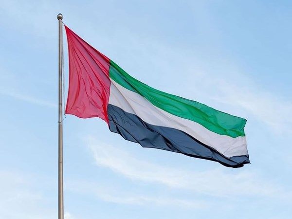 حكام الإمارات يهنئون الرئيس المصري بذكرى ثورة 23 يوليو المجيدة