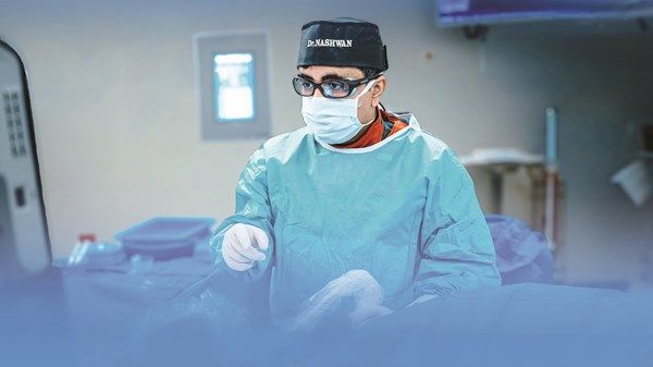 «طحنون بن محمد الطبية» تنقذ حياة ثمانيني بعد تمزّق الشريان الأورطي