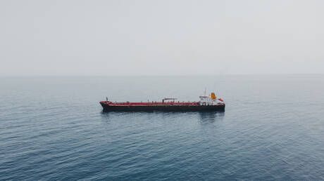 إفلات نافلتي نفط تحملان شحنات سعودية من الحصار الحوثي