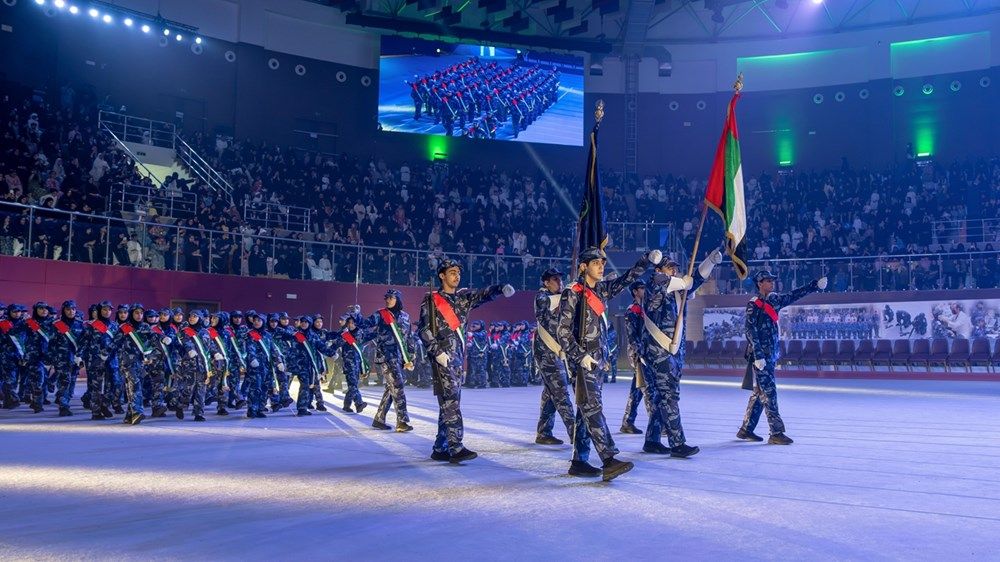 محمد الشرقي يشهد تخريج منتسبي الدورة التدريبية الصيفية لشرطة الفجيرة ويشيد بمخرجاتها