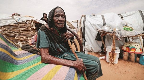 الكوليرا والجوع يهددان مئات الآلاف في الأبيض السودانية