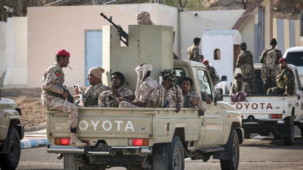 مقتل 5 من ميليشيا الحوثي الإرهابية في مواجهات مع الجيش اليمني