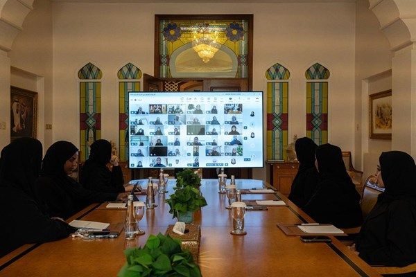 بمشاركة 117 جهة.. "الاتحاد النسائي" يعقد اجتماعاً تنسيقياً استعداداً ليوم المرأة الإماراتية