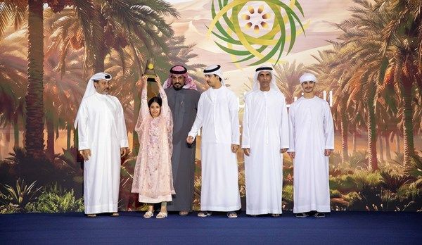 "الوثبة للرطب" يواصل منافساته ويتوّج الفائزين