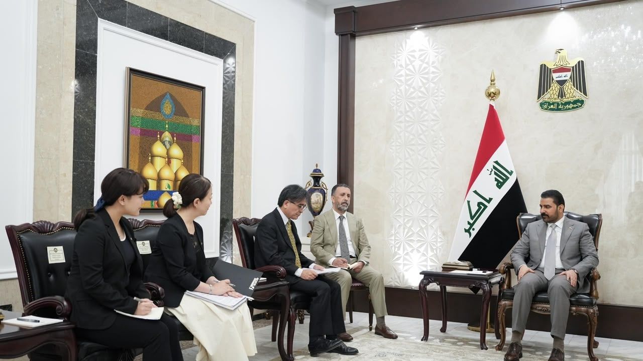 الزيدي يتلقى دعوة رسمية من رئيس الوزراء الياباني لزيارة طوكيو