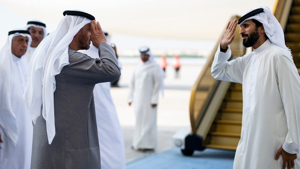 رئيس الدولة وملك البحرين يبحثان العلاقات الأخوية والتطورات الإقليمية