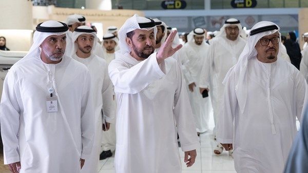 حمدان بن زايد يزور معرض «الصيد والفروسية» ويشيد بدوره في صون التراث وتعزيز الاستدامة