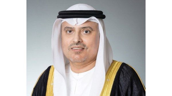 عبد الرحمن العور: 218 ألف طالب في جامعات الإمارات والتعليم العالي