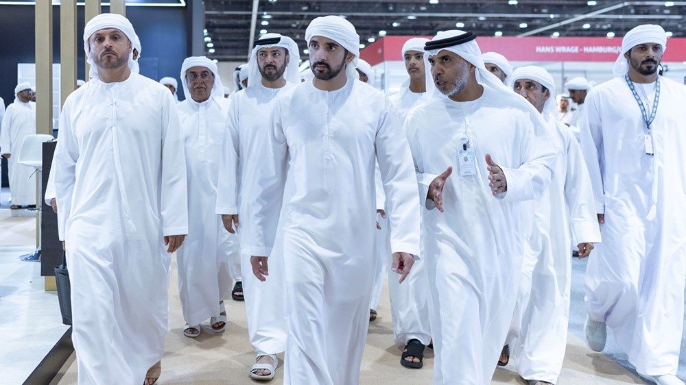 حمدان بن محمد يزور معرض أبوظبي الدولي للصيد والفروسية 2026