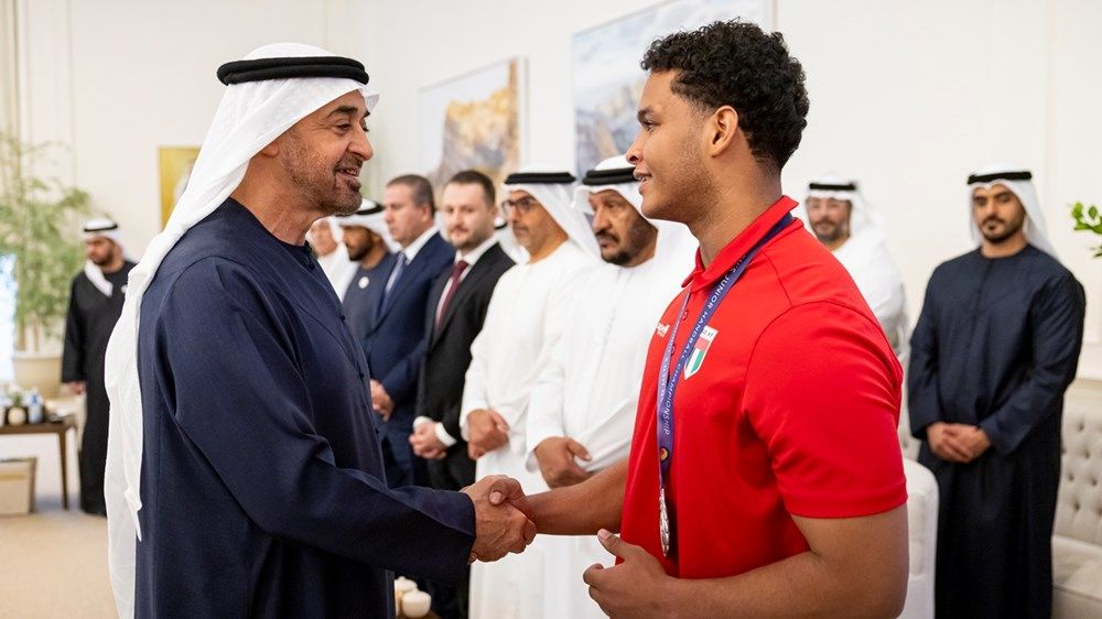 رئيس الدولة يستقبل منتخب الإمارات لكرة اليد للشباب بمناسبة تأهله إلى كأس العالم 2027