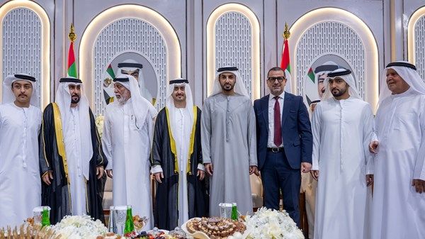 عبد العزيز وراشد بن حميد يحضران أفراح السعيدي والشمري بعجمان