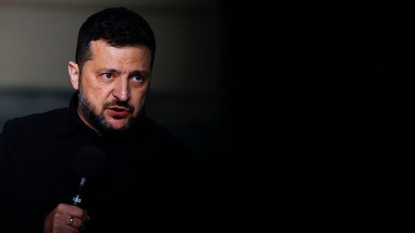 زيلينسكي يعلّق على محادثاته مع مبعوثي الرئيس الأميركي