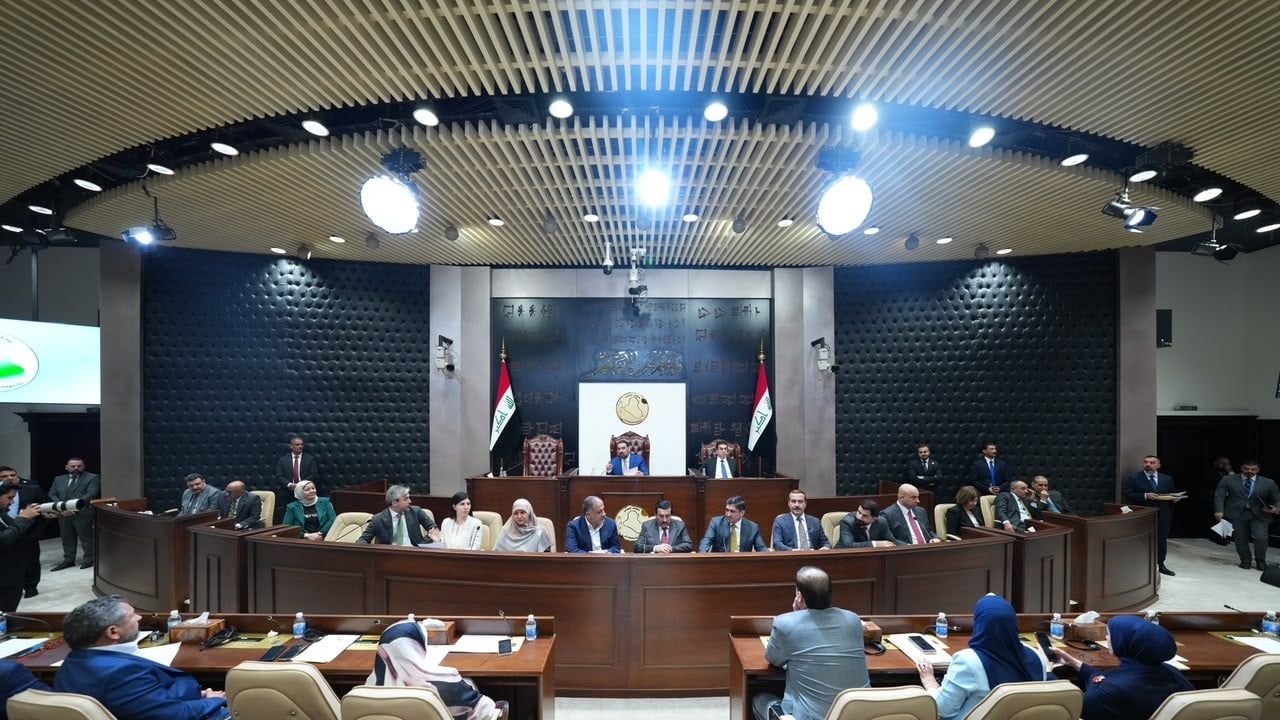 الخليج 365 تنشر نص مقترح النشيد الوطني الجديد