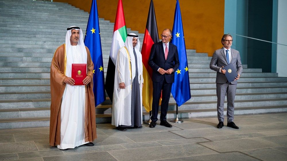 رئيس الدولة والمستشار الألماني يشهدان إطلاق الحوار الاستراتيجي وإعلان نوايا بشأن إنشاء مجلس استثمار إماراتي ـ ألماني وعدداً من الاتفاقات