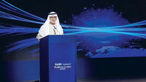 نهيان بن مبارك: الإمارات مركز عالمي للتميز الصحي