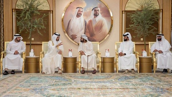 محمد بن راشد يتقبّل التعازي في وفاة أحمد بن راشد لليوم الثاني على التوالي