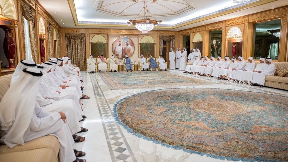 محمد بن راشد يتقبّل تعازي الملك سلمان وولي عهده في وفاة الشيخ أحمد بن راشد