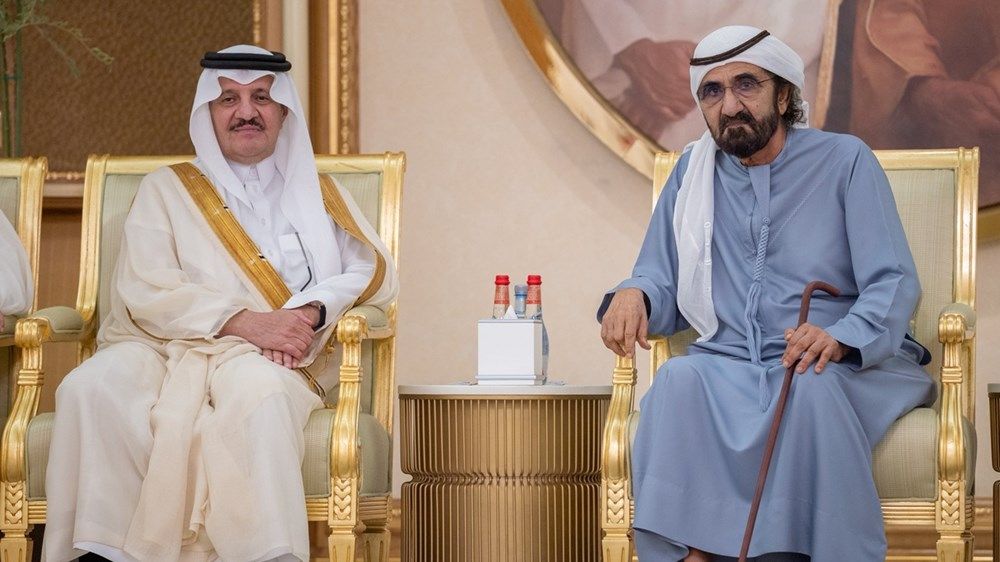 محمد بن راشد يتقبّل تعازي الملك سلمان وولي عهده في وفاة الشيخ أحمد بن راشد