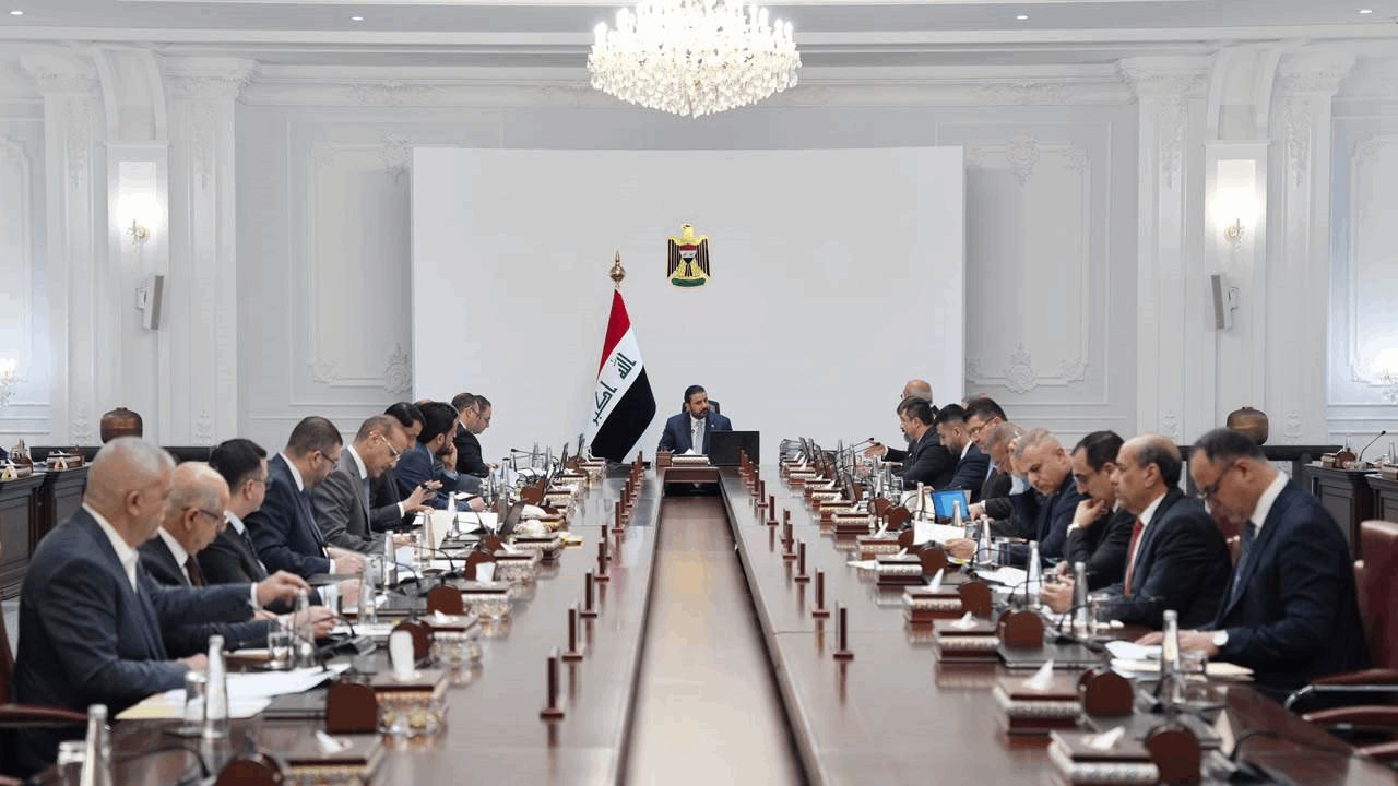 ‏مجلس الوزراء يصوت على قانون الحشد الشعبي ويحيله الى البرلمان