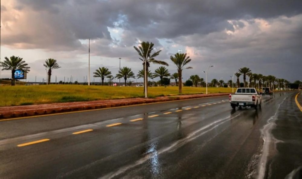 أخبار من السعودية.. حتى الثلاثاء.. أمطار تصل إلى غزيرة تضرب الباحة وتحذير للدفاع المدني