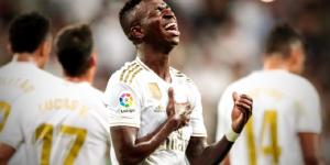 فينيسيوس يهدد لاعبًا أرجنتينيًا بالقتل