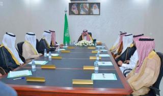 أمير الحدود الشمالية يوجه بتسريع إنجاز المشروعات بالمنطقة