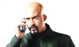 تفاصيل الساعات الأخيرة للفنان هيثم احمد زكي قبل وفاته داخل منزله