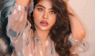 فيديو جديد .. الصاروخ انجي خوري تظهر بدون ملابس وتستعرض صدرها بطريقة مستفزة