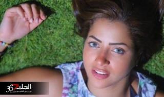 منى فاروق تقوم بوصله رقص عارية مع المخرج خالد يوسف .. شاهد قبل الحذف
