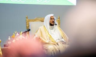 وزير الشؤون الإسلامية يزور مجمع الملك فهد لطباعة المصحف الشريف بالمدينة المنورة