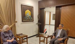 زيدان ورومانوسكي يبحثان القضايا القانونية الخاصة بتطوير التعاون بين البلدين