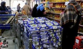 خبير اقتصادى يكشف أسباب استمرار عدم توازن أسعار السلع الحالية